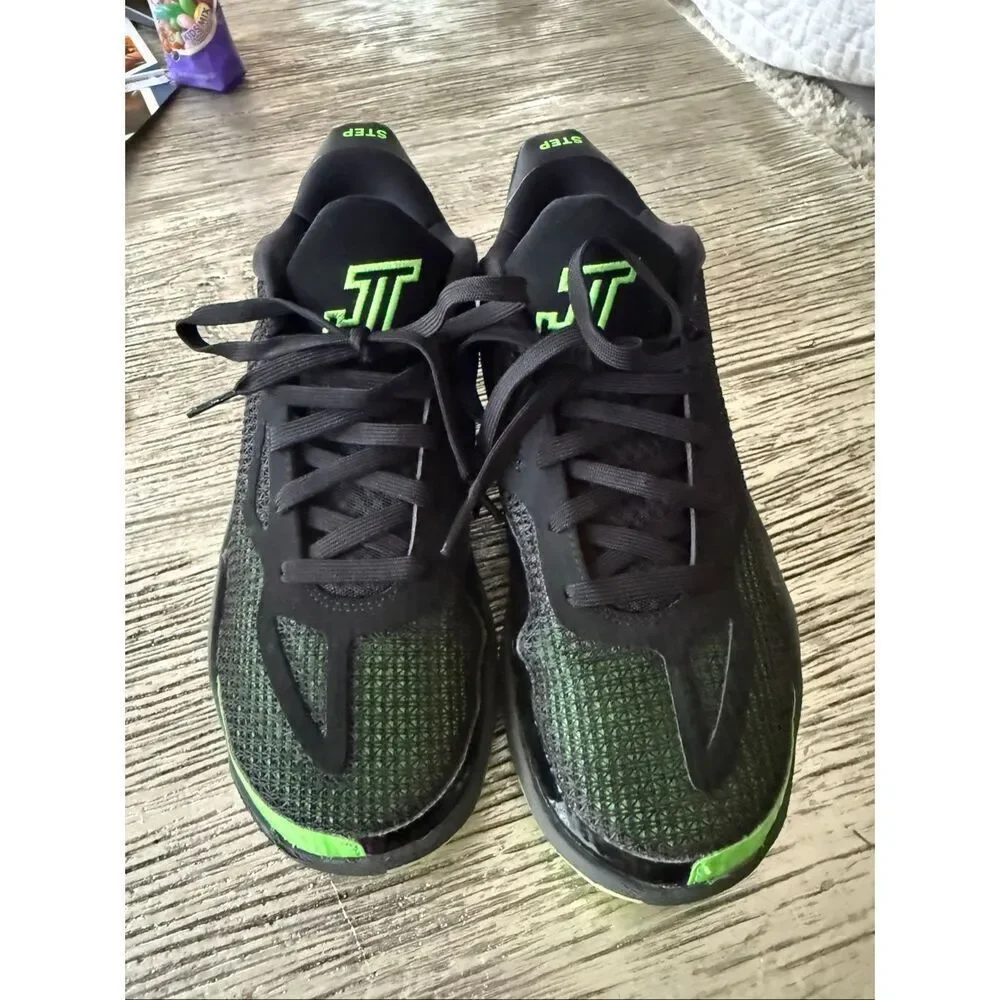 Nike Air Jordan Tatum 1 Green Strike Black Sneaker Sz 7 Y EUC